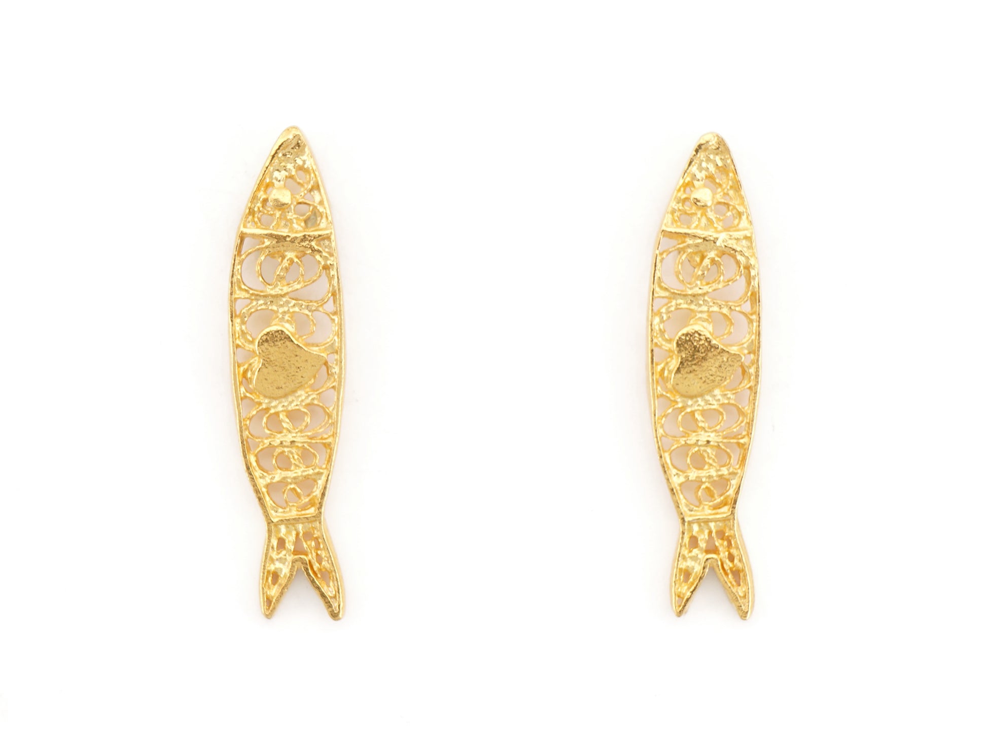 Brincos Mini Sardinha, Filigrana Portuguesa, Prata de Lei 925 Dourada - Vista de Frente