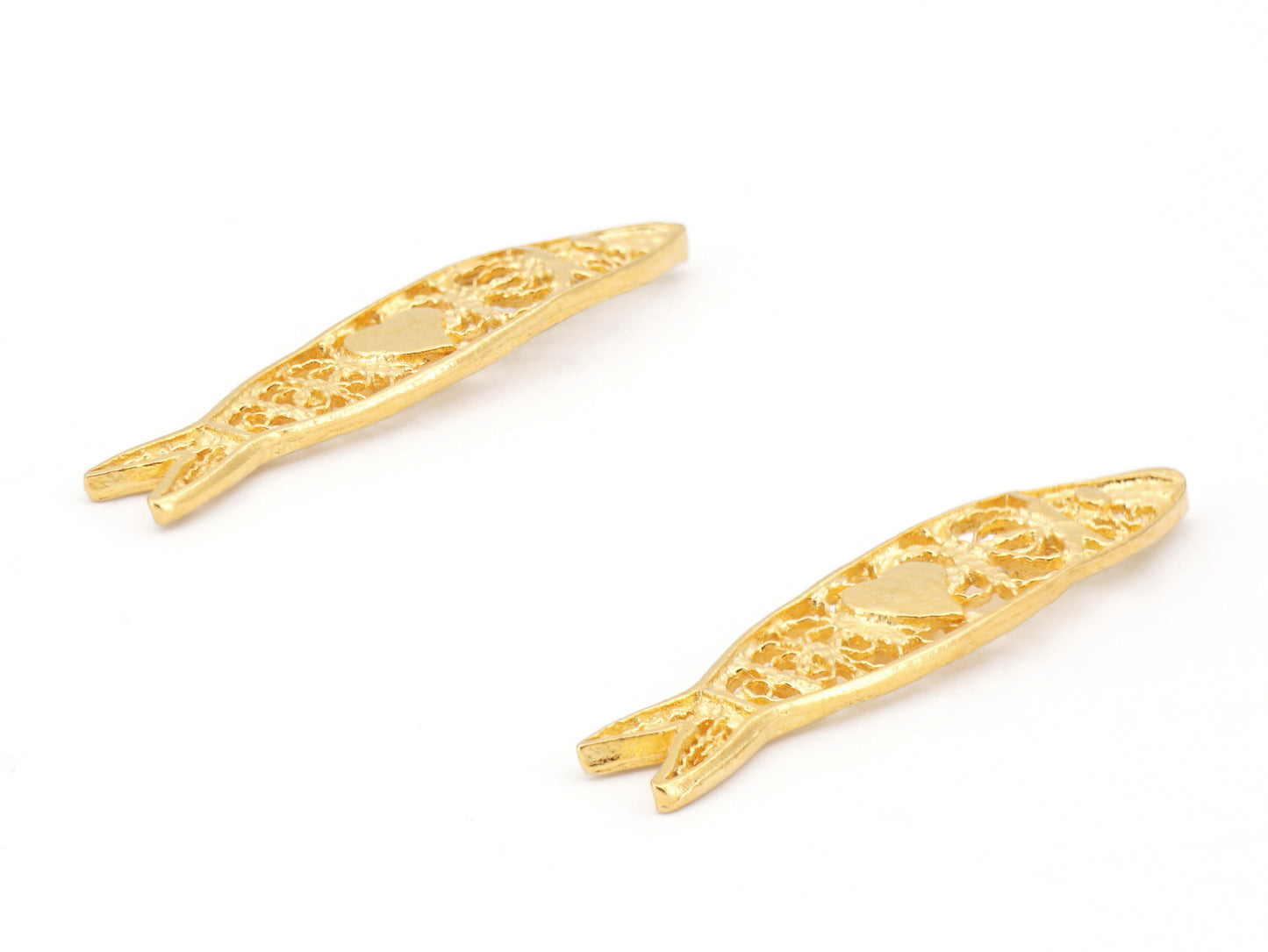 Brincos Mini Sardinha, Filigrana Portuguesa, Prata de Lei 925 Dourada - Perspectiva