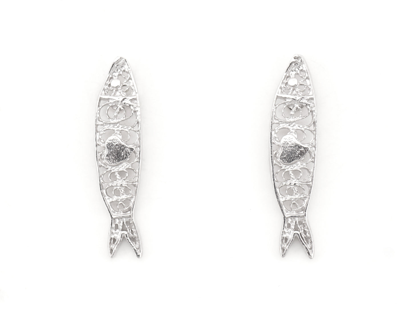 Brincos Mini Sardinha, Filigrana Portuguesa, Prata de Lei 925 - Vista de Frente