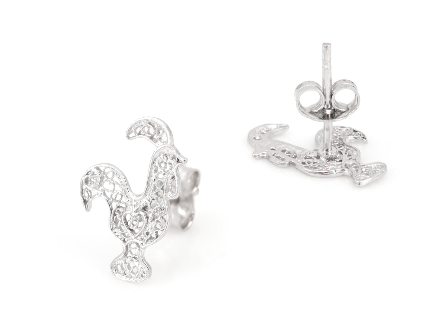 Brincos Mini Galo de Barcelos, Filigrana Portuguesa, Prata de Lei 925 - Perspectiva, Vista de Frente e Vista de Trás