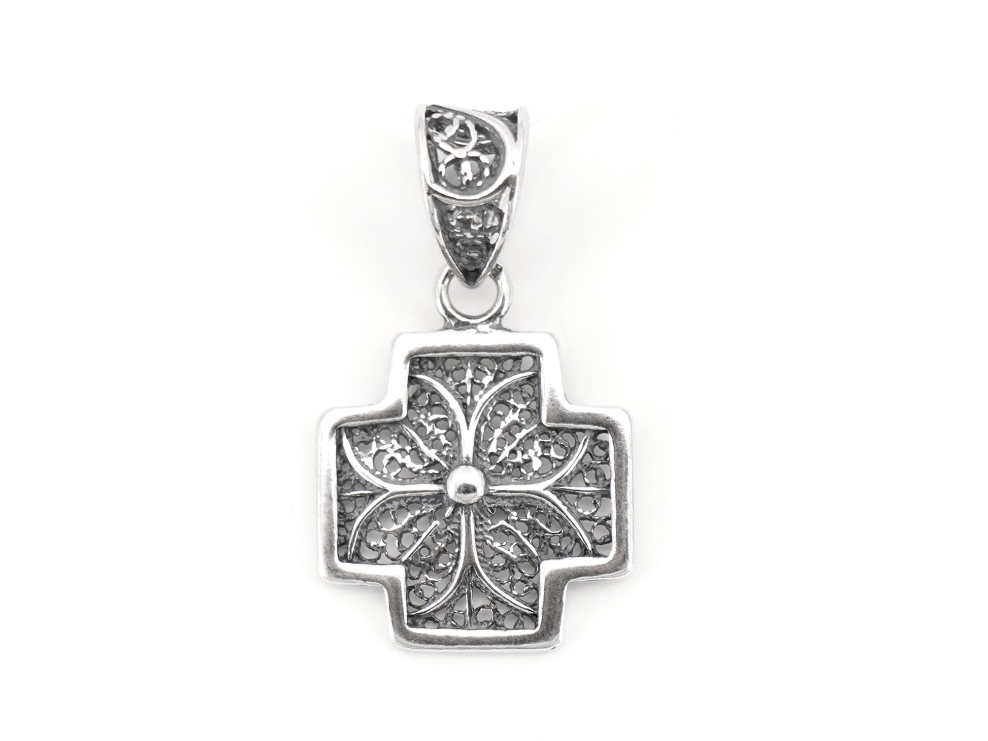 Medalha Cruz Pequena Quadrada, Filigrana Portuguesa, Prata de Lei 925 - Vista de Frente