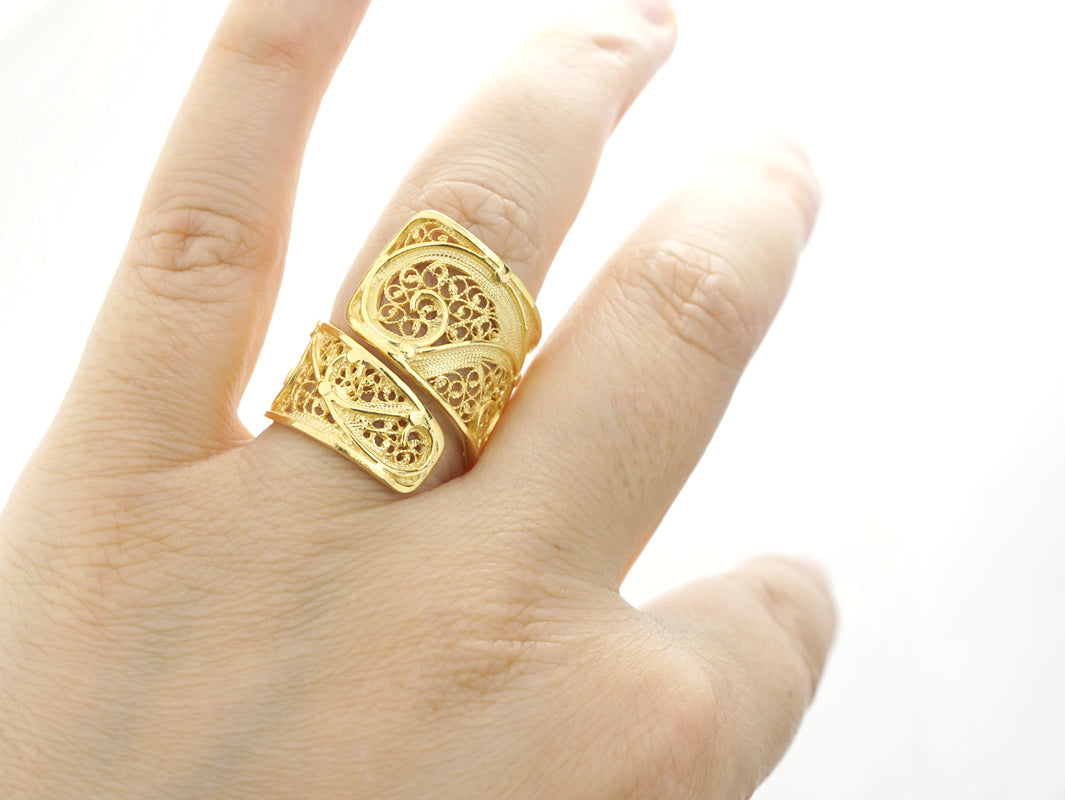 Anel Espiral Ajustável, Filigrana Portuguesa, Prata de Lei 925 Dourada - Anel no dedo