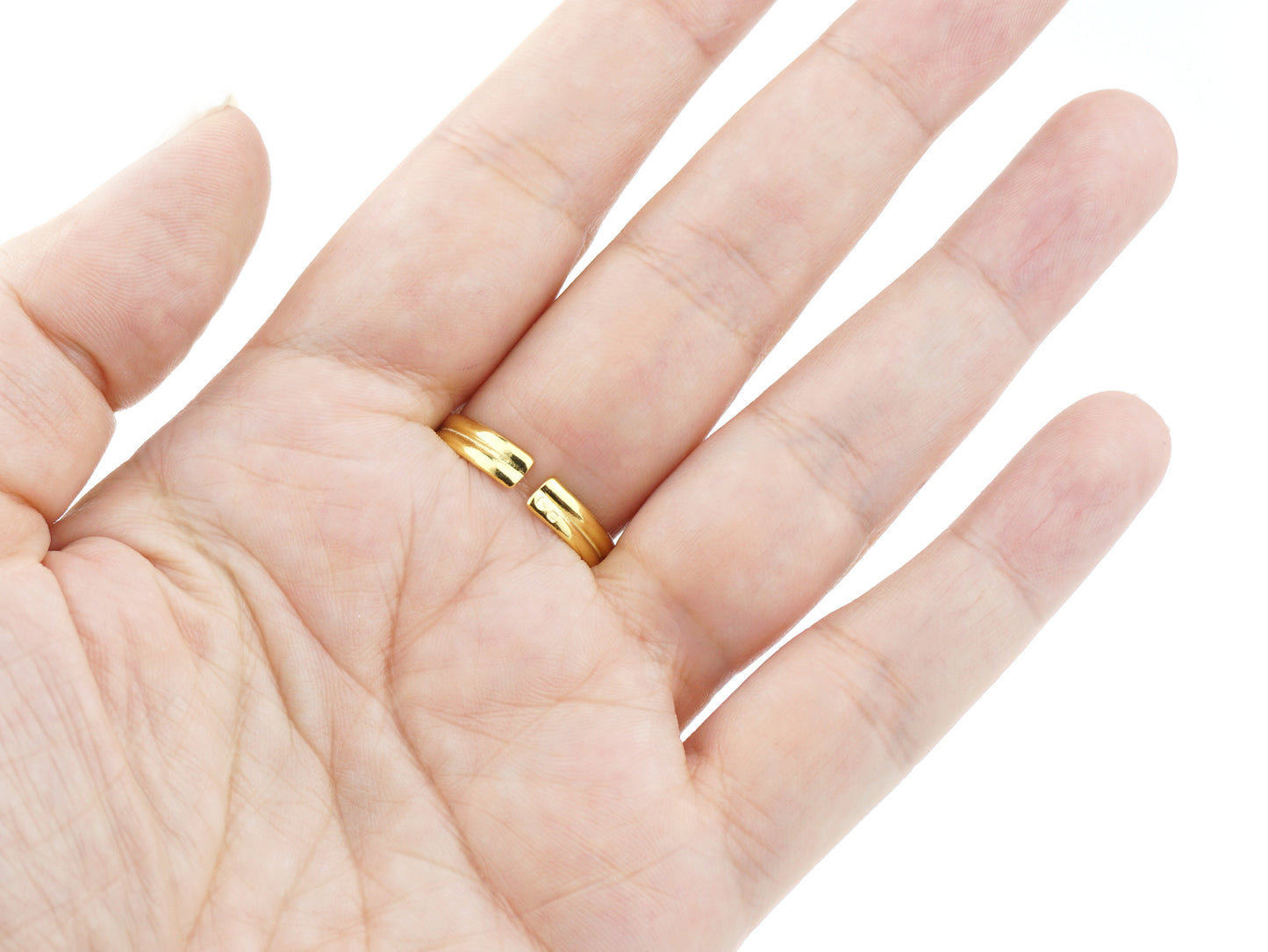 Anel Flores com Esmalte, ajustável, Filigrana Portuguesa, Prata de Lei 925 Dourada - Anel no dedo vista de trás