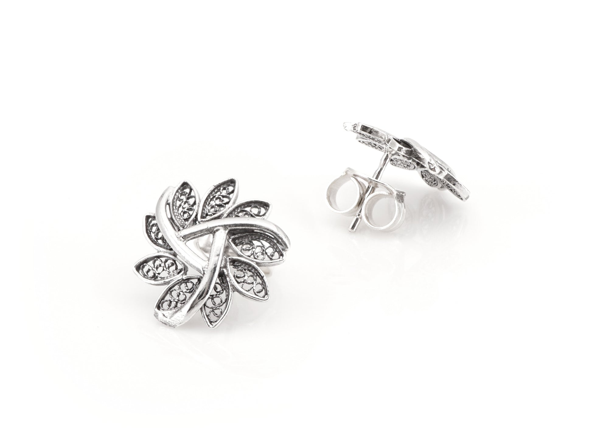 Brincos Redondos, Filigrana Portuguesa, Prata de Lei 925 - Perspectiva, Vista de Frente e Vista de Trás