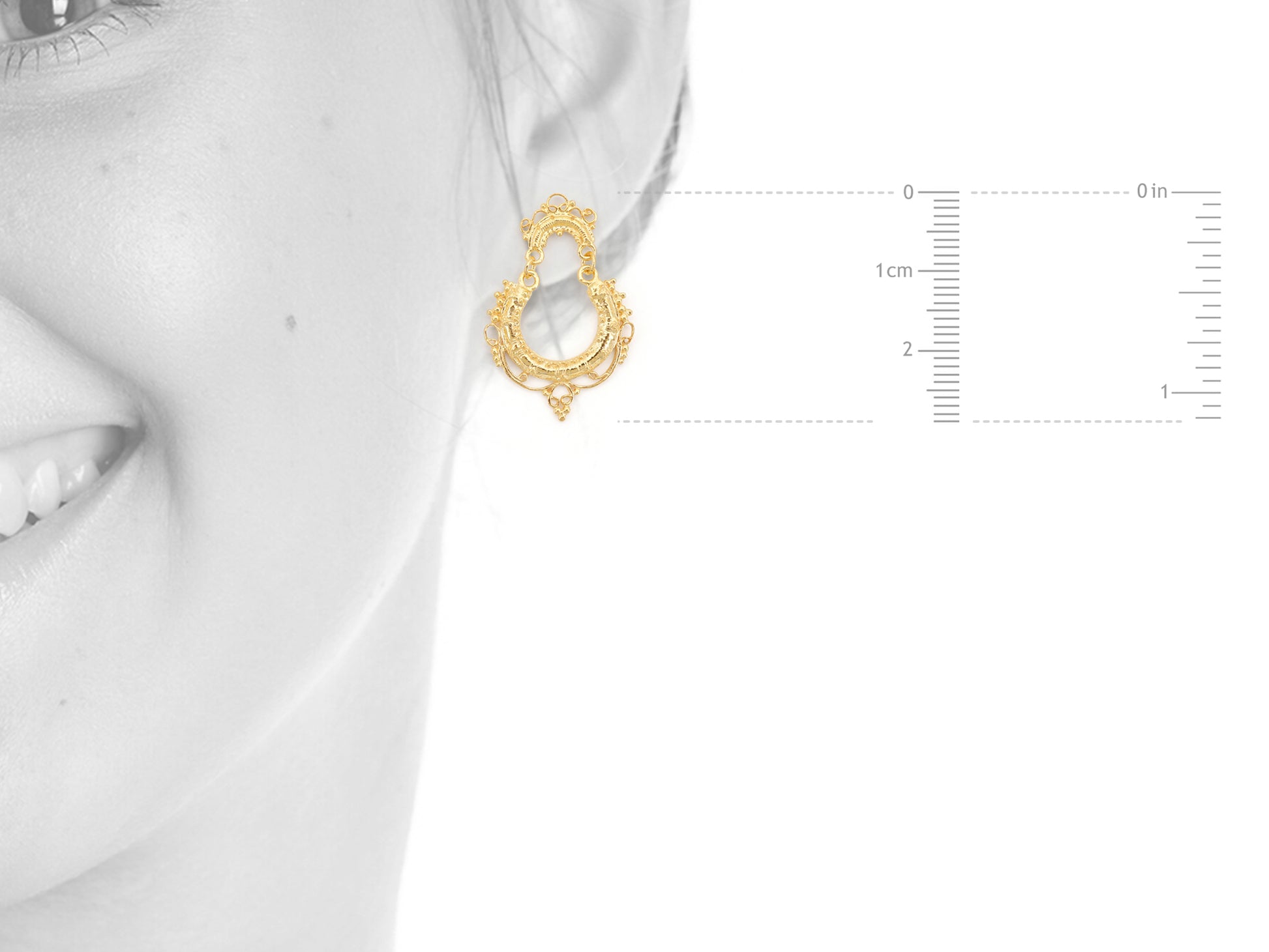 Brincos Arrecadas Redondas Pequenas, Filigrana Portuguesa, Prata de Lei 925 Dourada - Medidas