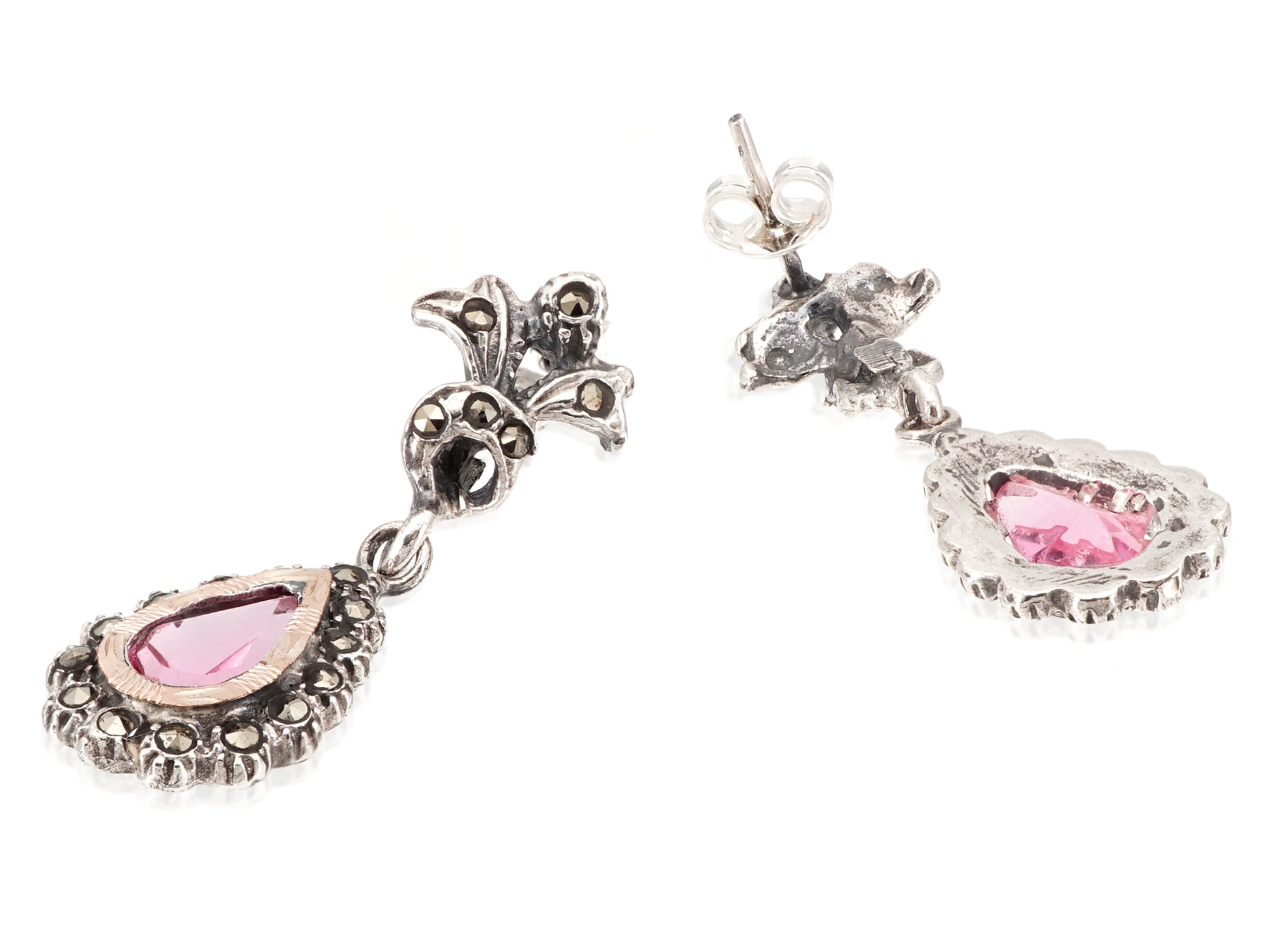 Brincos Compridos Marcassites Lágrima Rosa, Prata de Lei 925 e Ouro 9k - Perspectiva, Vista de Frente e Vista de Trás