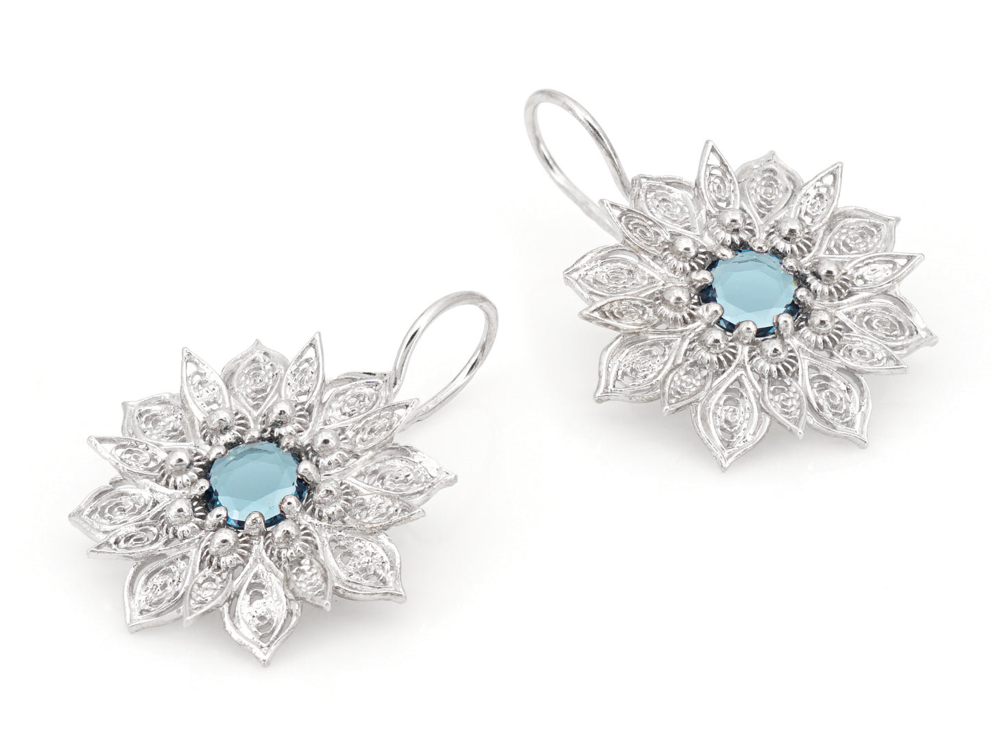 Brincos Flor Rica com Pedra, Filigrana Portuguesa, Prata de Lei 925 - Perspectiva