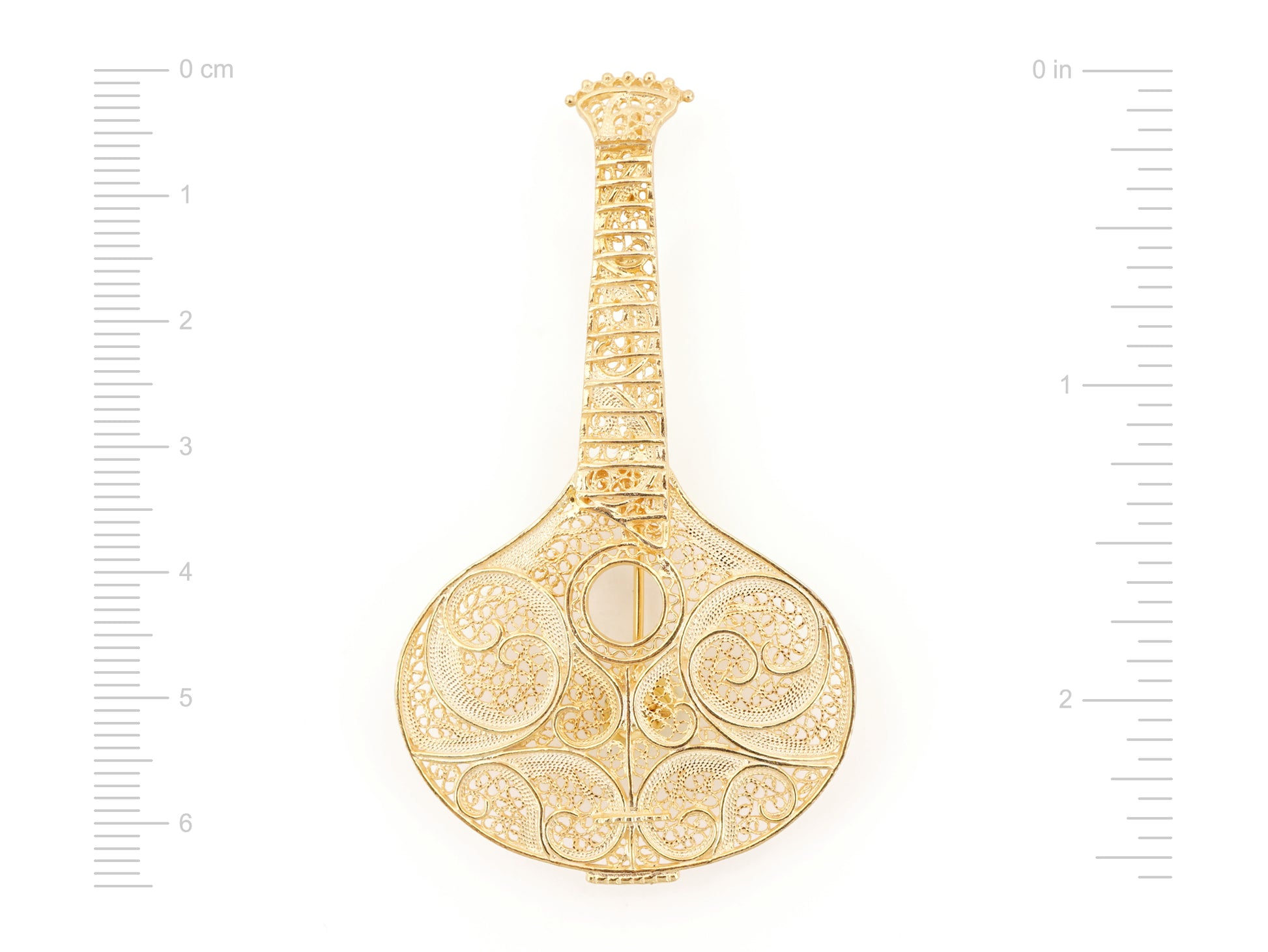 Medalha / Alfinete Guitarra Portuguesa Grande, Filigrana Portuguesa, Prata de Lei 925 Dourada - Medidas