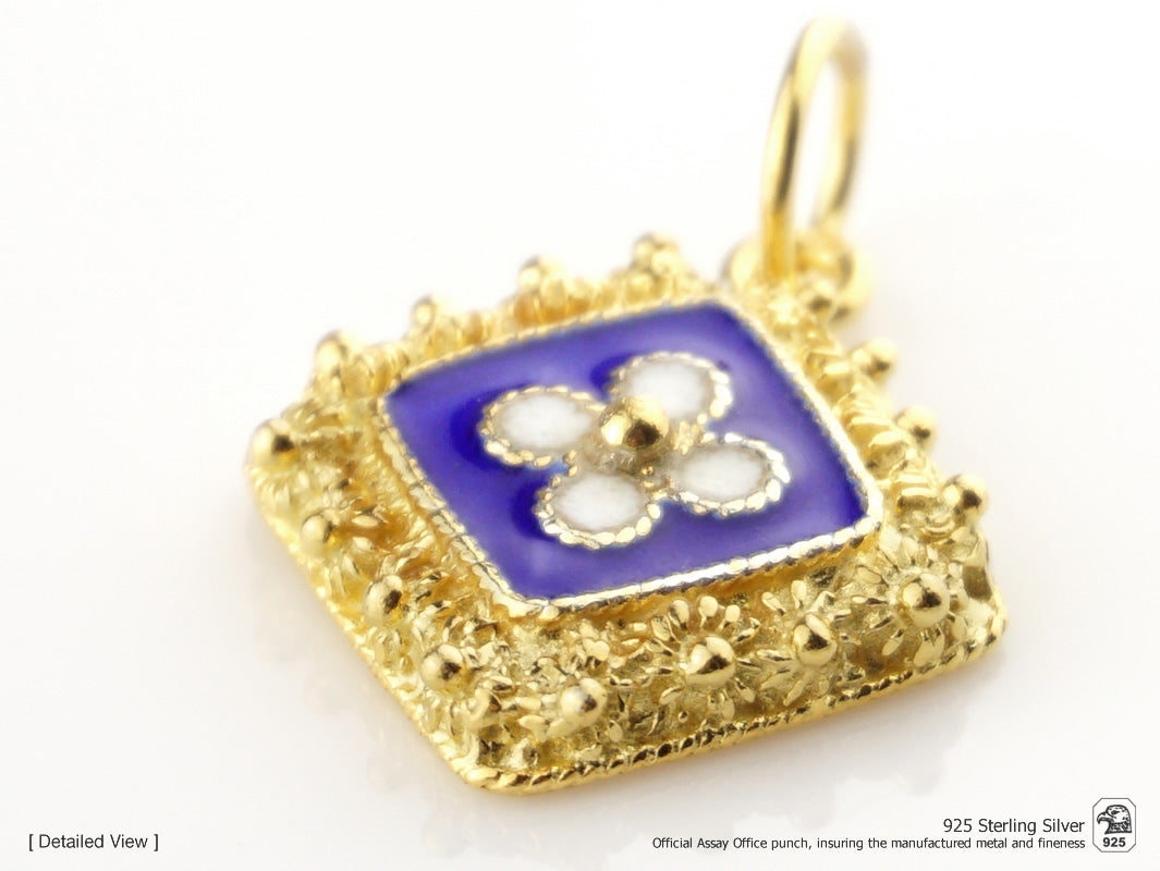 Medalha Caramujo Quadrado, Filigrana Portuguesa, Prata de Lei 925 Dourada - Perspectiva