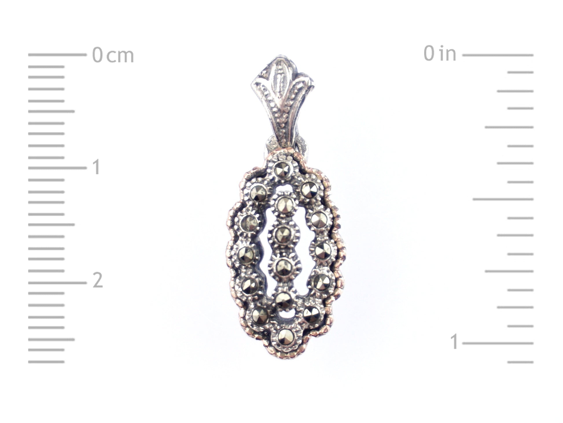 Medalha Marcassites Pinha Oval, Prata de Lei 925 - Medidas