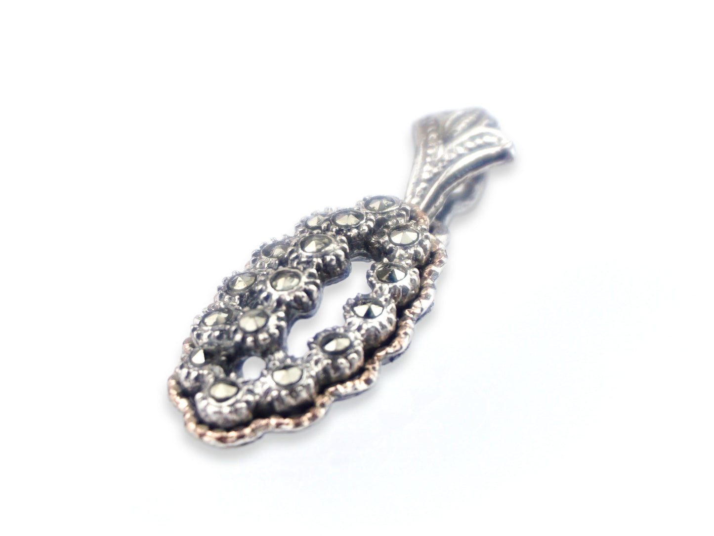 Medalha Marcassites Pinha Oval, Prata de Lei 925 - Perspectiva