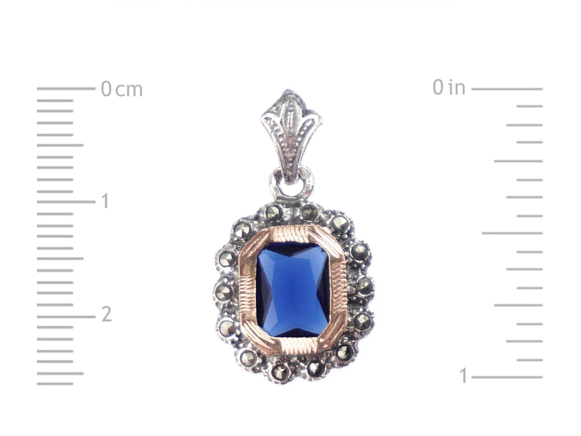 Medalha Marcassites Rectangular com Pedra Azul, Prata de Lei 925 e Ouro 9k - Medidas