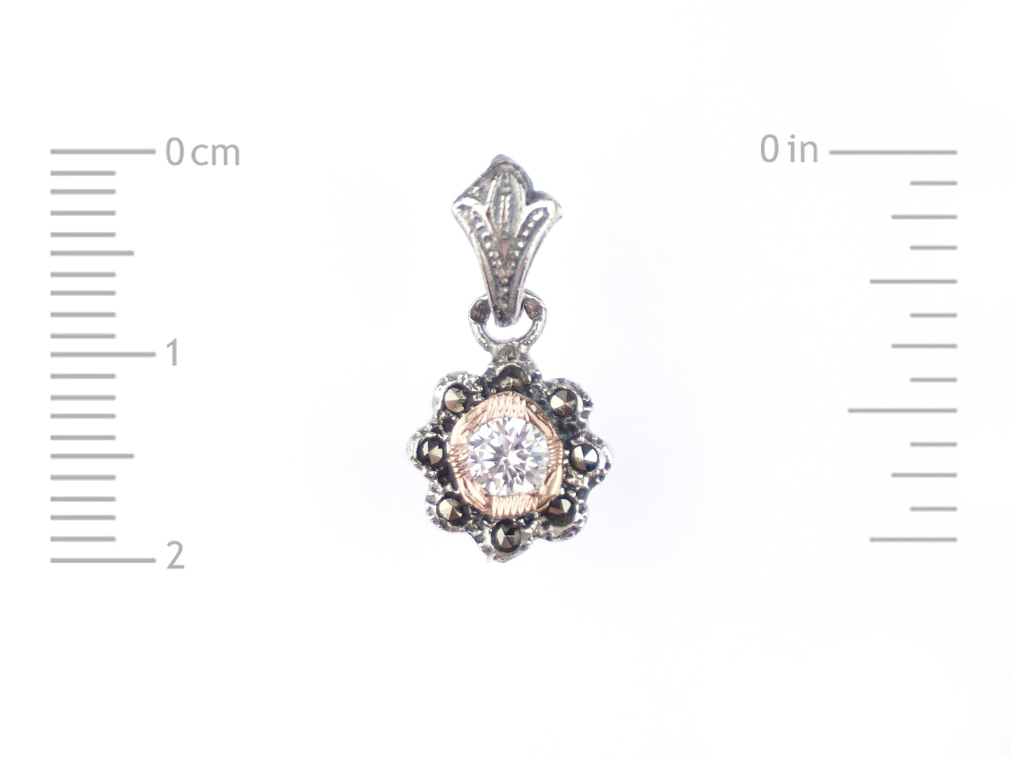 Medalha Redonda Marcassites e Pedra Clara, Prata de Lei 925 e Ouro 9k - Medidas