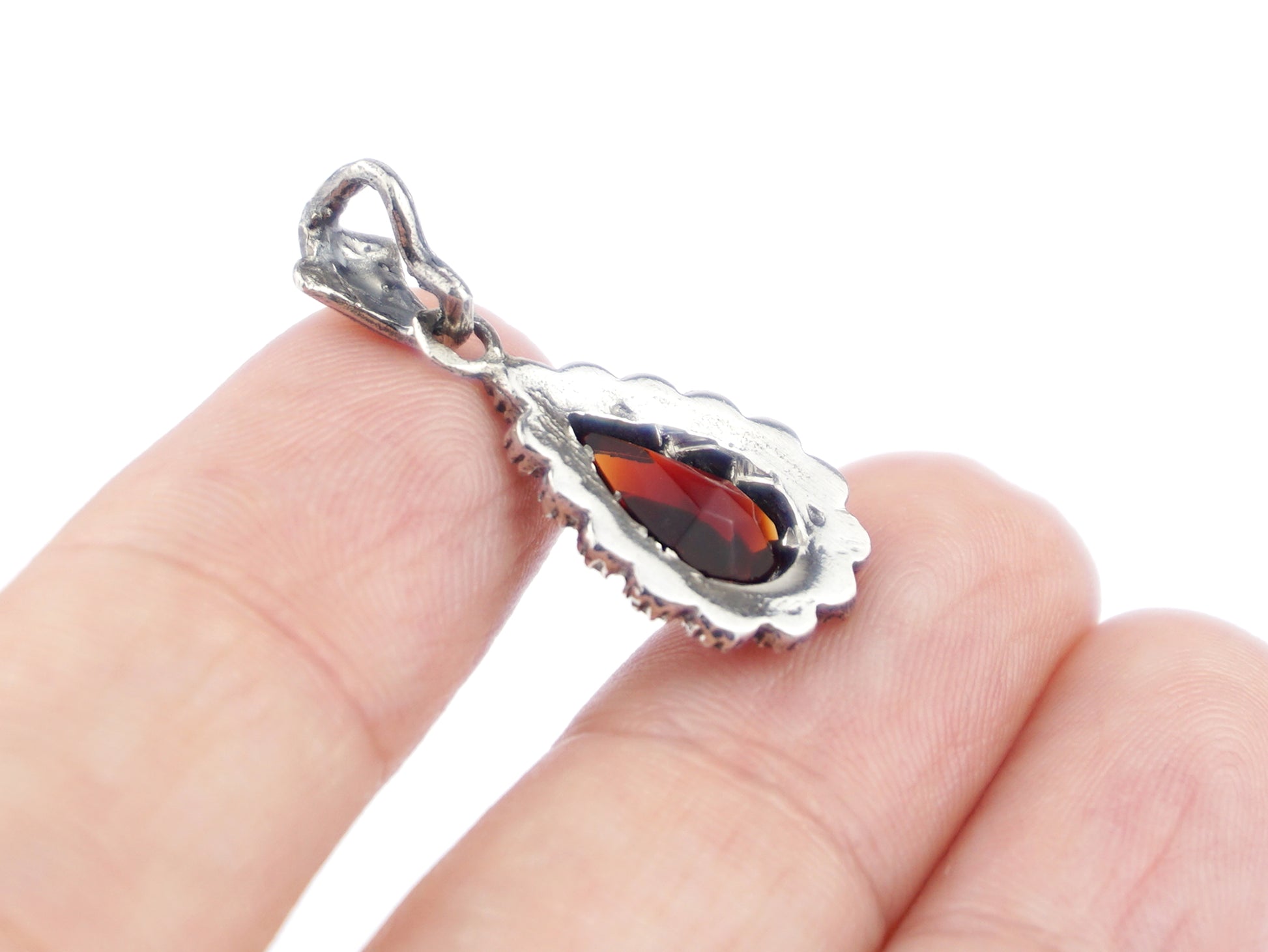 Medalha Lágrima Marcassites e Pedra Castanho-Avermelhada, Prata de Lei 925 e Ouro 9k - Vista de Trás