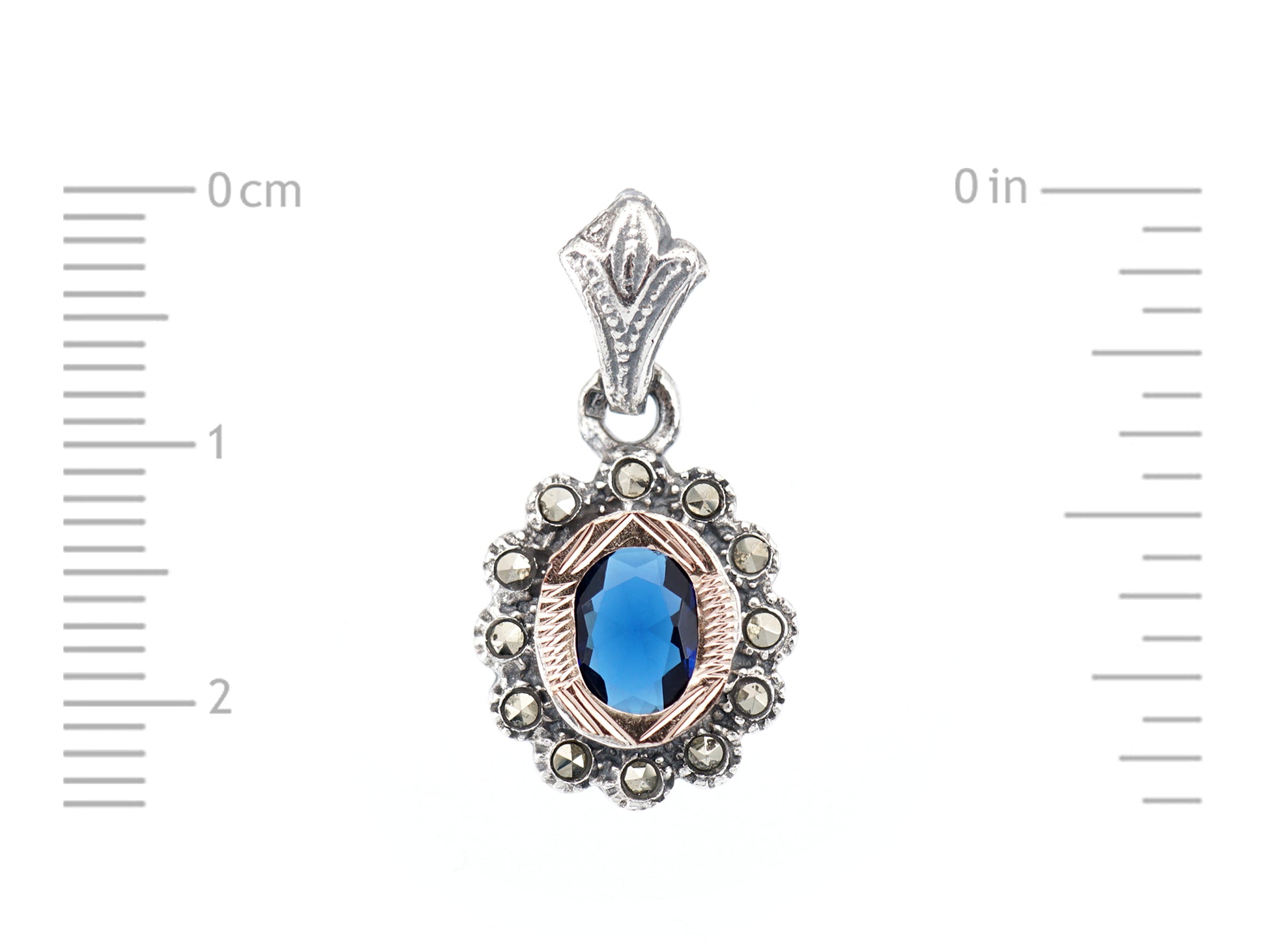 Medalha Oval Marcassites e Pedra Azul, Prata de Lei 925 e Ouro 9k - Medidas