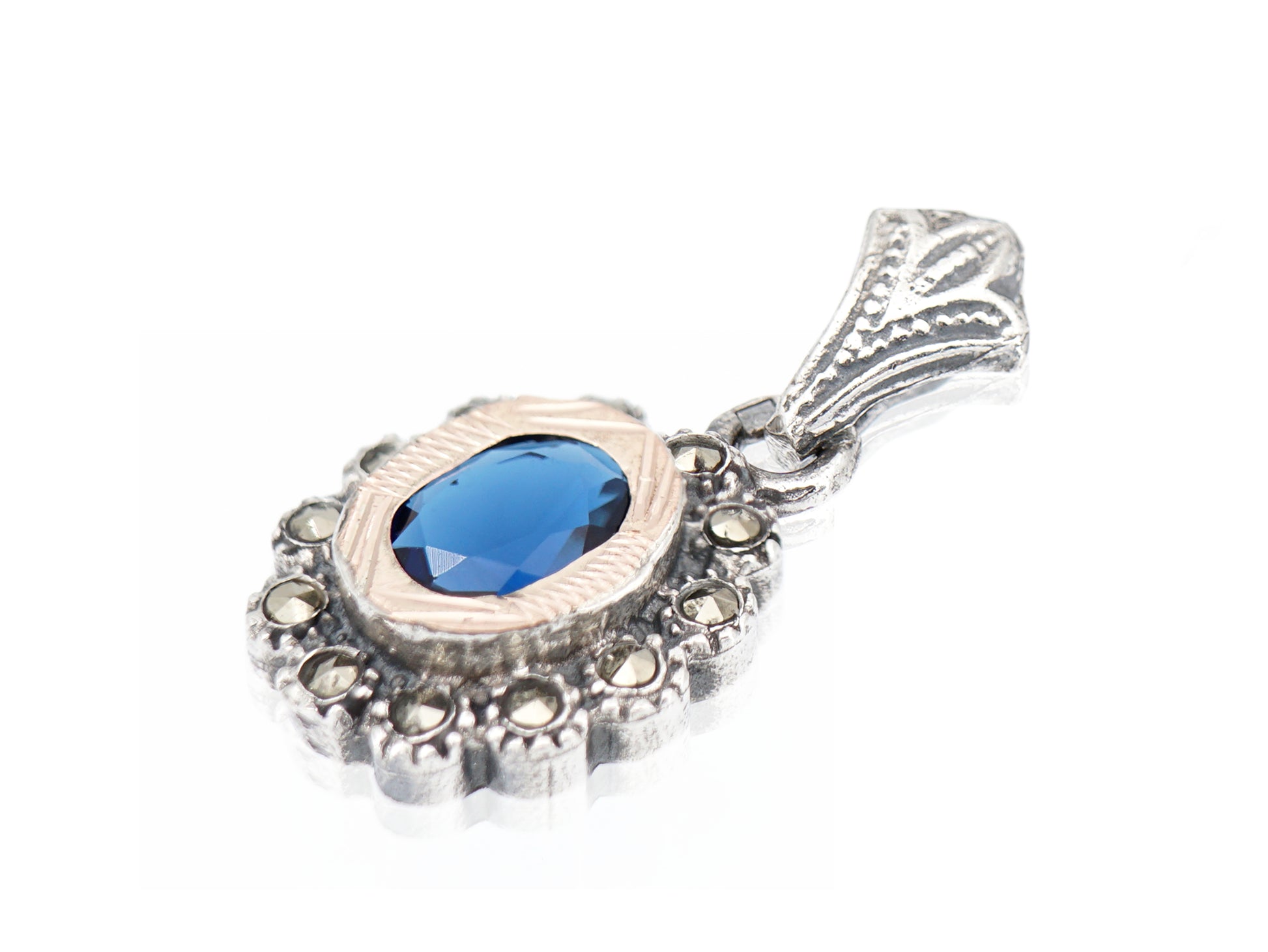 Medalha Oval Marcassites e Pedra Azul, Prata de Lei 925 e Ouro 9k - Perspectiva