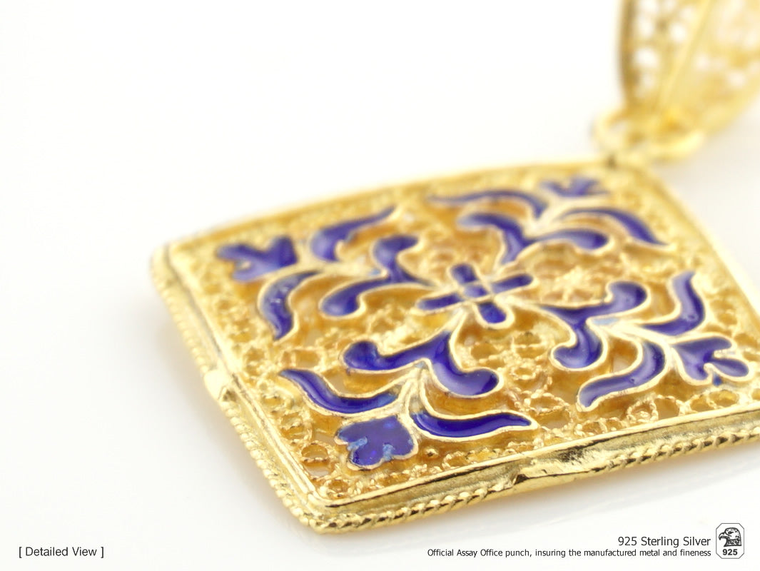 Colar Granitos com Medalha Azulejo com Esmalte, Filigrana Portuguesa, Prata de Lei 925 Dourada - Pormenor