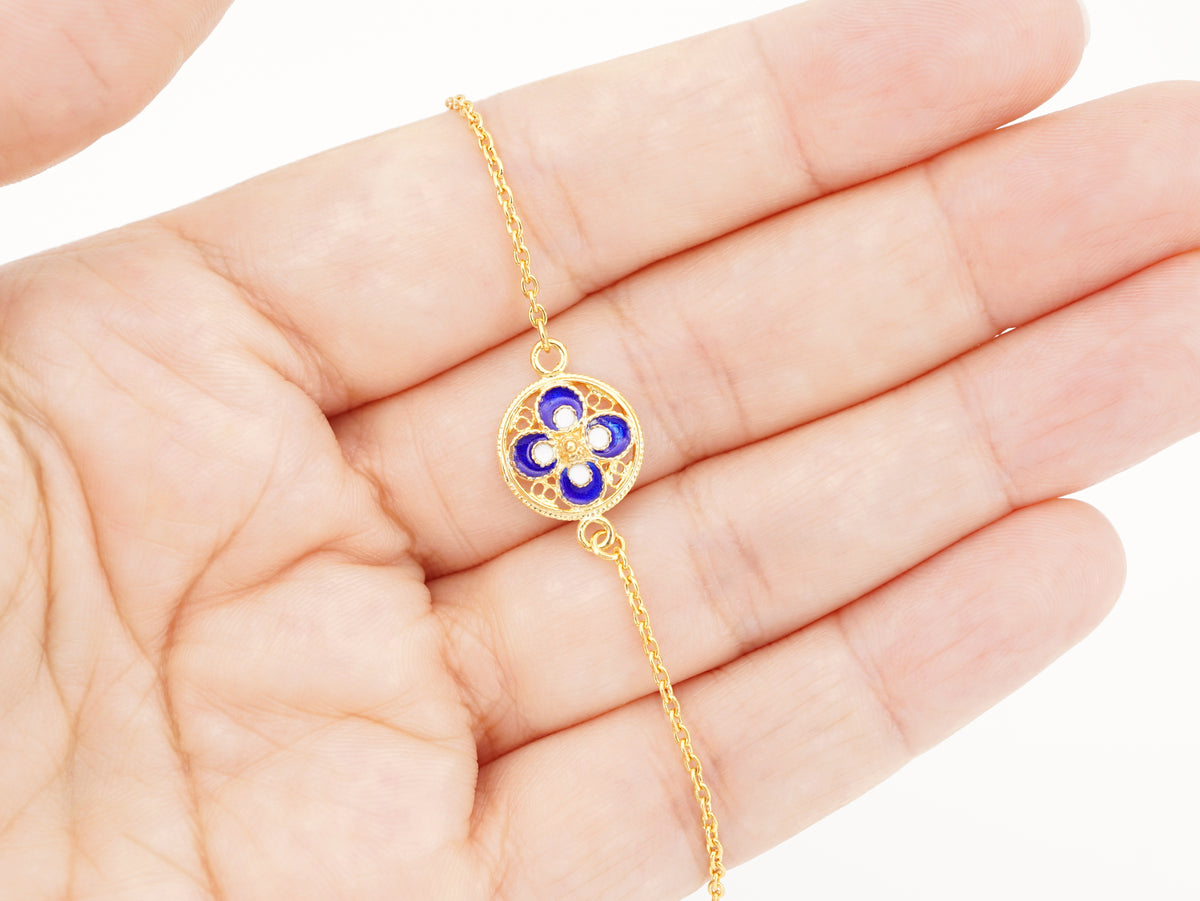 Pulseira Mini Azulejo Redondo, Filigrana Portuguesa, Prata de Lei 925 Dourada - Pormenor na Mão