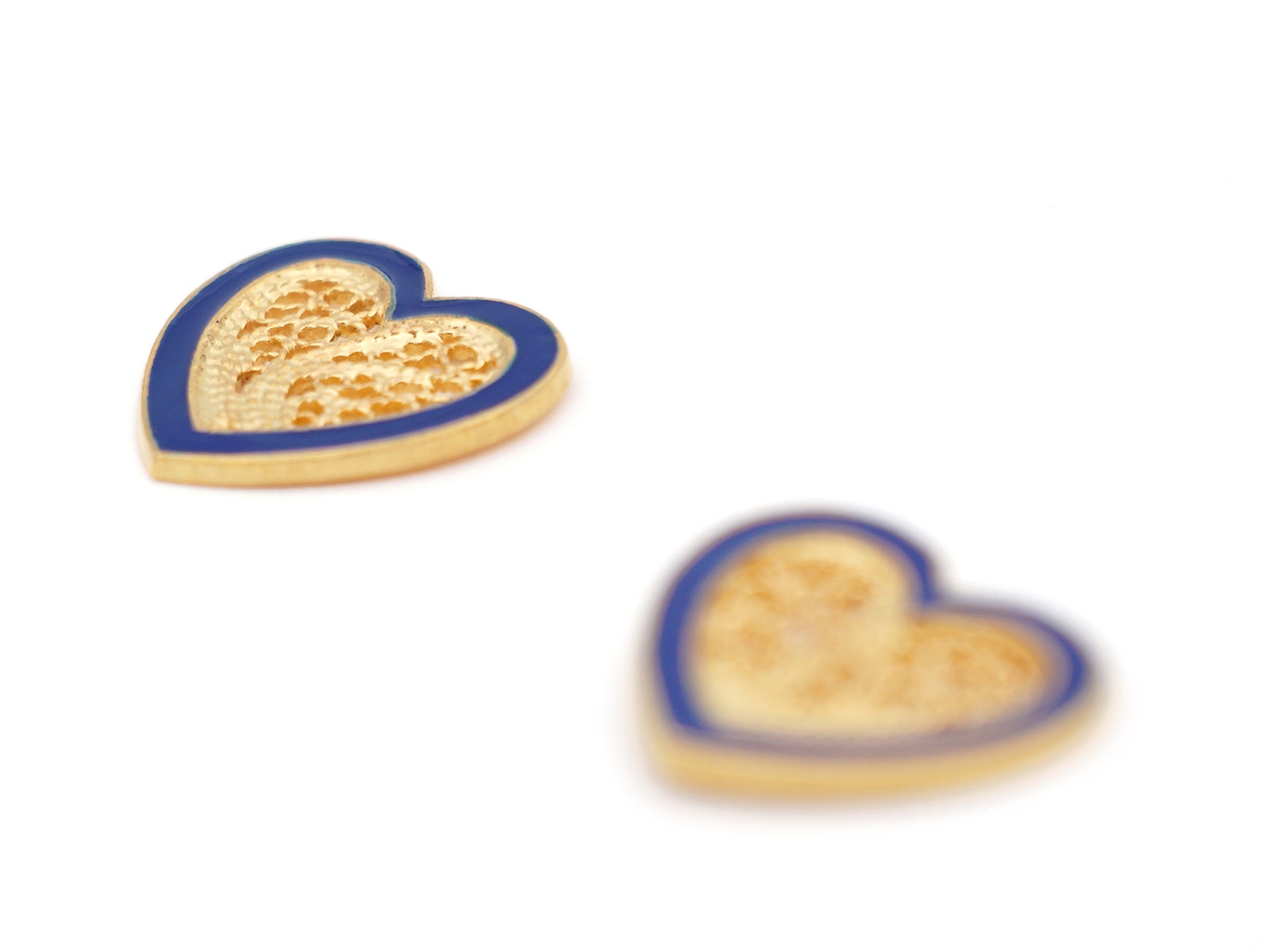 Brincos Coração Pequeno Esmalte Azul, Filigrana Portuguesa, Prata de Lei 925 Dourada - Pormenor