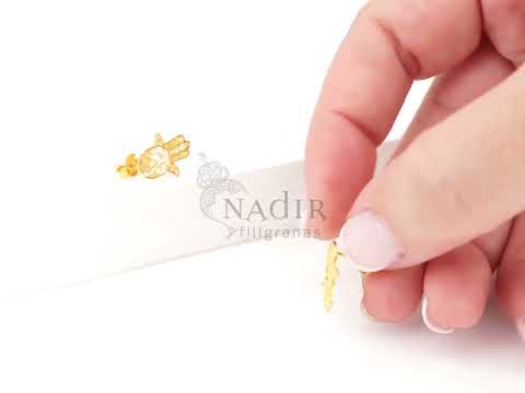 Brincos Mini Mão de Fátima, Filigrana Portuguesa, Prata de Lei 925 Dourada - Vídeo